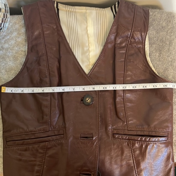 70s Vintage Leather Vest! Size S? pls see measurements - Picture 13 of 14